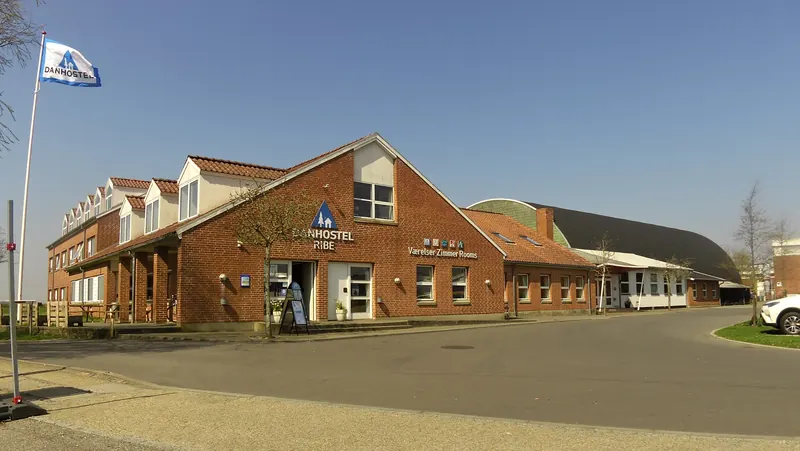 Vandrerhjemmet Danhostel i Ribe, en rød mursteinsbygning