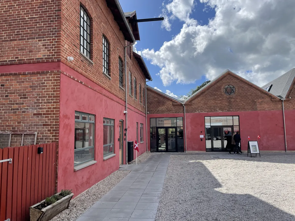 Inngangen til bibliotek og borgerservice i Præstø
